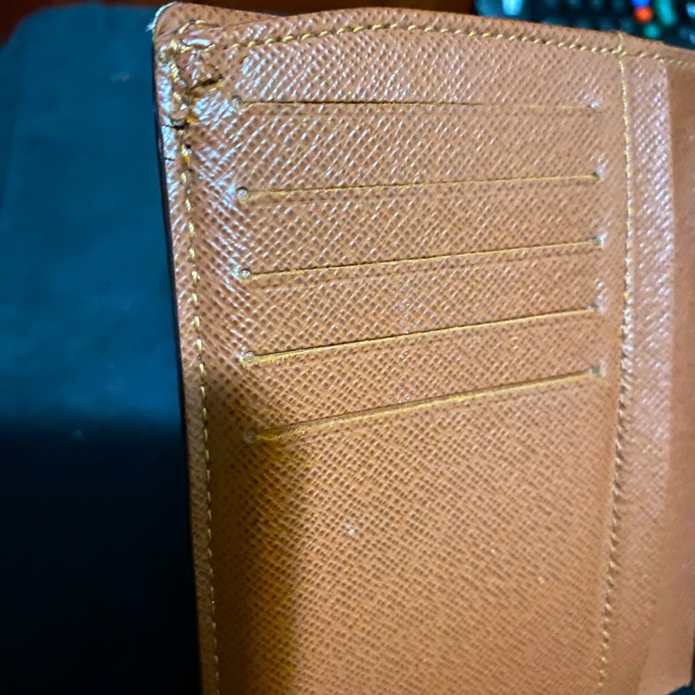 Authentic Preloved Lv monogram french wallet
